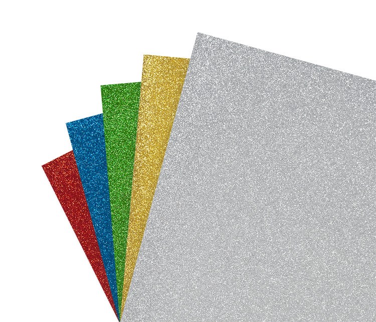  Cartulinas con purpurina de colores surtidos en abanico sobre fondo blanco