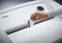 Destrucción de tarjetas con la destructora Dahle CleanTec 216 41604-05246   con corte en tiras de 3,9 mm.