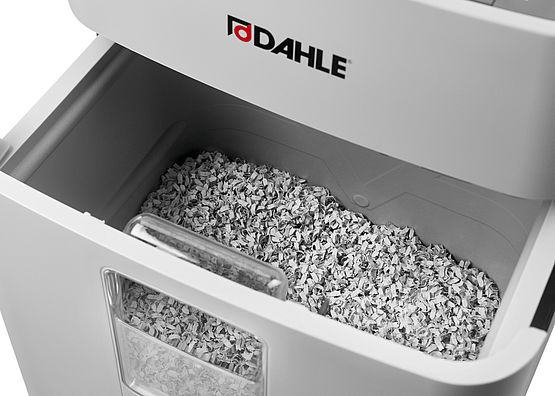 Destructora con autoalimentación Dahle ShredMatic 300 con nivel de seguridad P-4