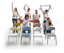 Imagen promocional de sillas Wing en varios colores
