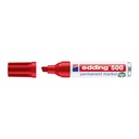 Rotulador permanente Edding 500 rojo con el capuchón retirado mostrando la punta biselada.