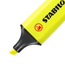 Detalle de la punta biselada del rotulador fluorescente amarillo Stabilo Boss Original