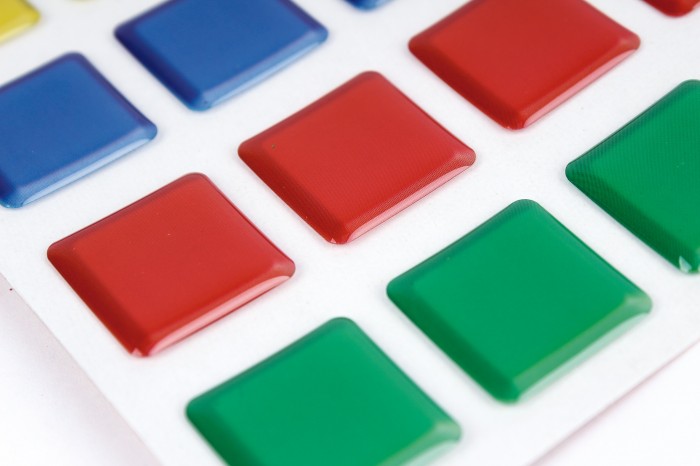 Gomets adhesivos 3D cuadrados 20 mm 4 colores (Blíster 24 unidades)