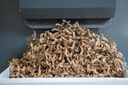 detalle de las patatas de cartón que hace la máquina HSM ProfiPack ecoChip