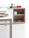 Mesa Prisma de Actiu con diseño nórdico de efecto madera