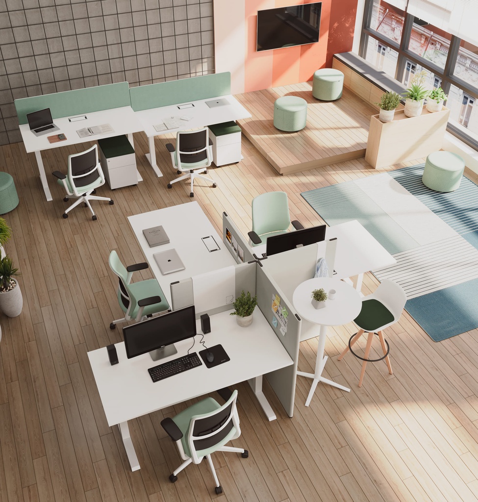 Oficina con mesa Mobility de Actiu con estructura y tablero blanco