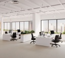 Mesa Ofimat Plus doble en blanco en oficina moderna
