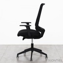 Silla Dot.Home Black Express de perfil en oficina