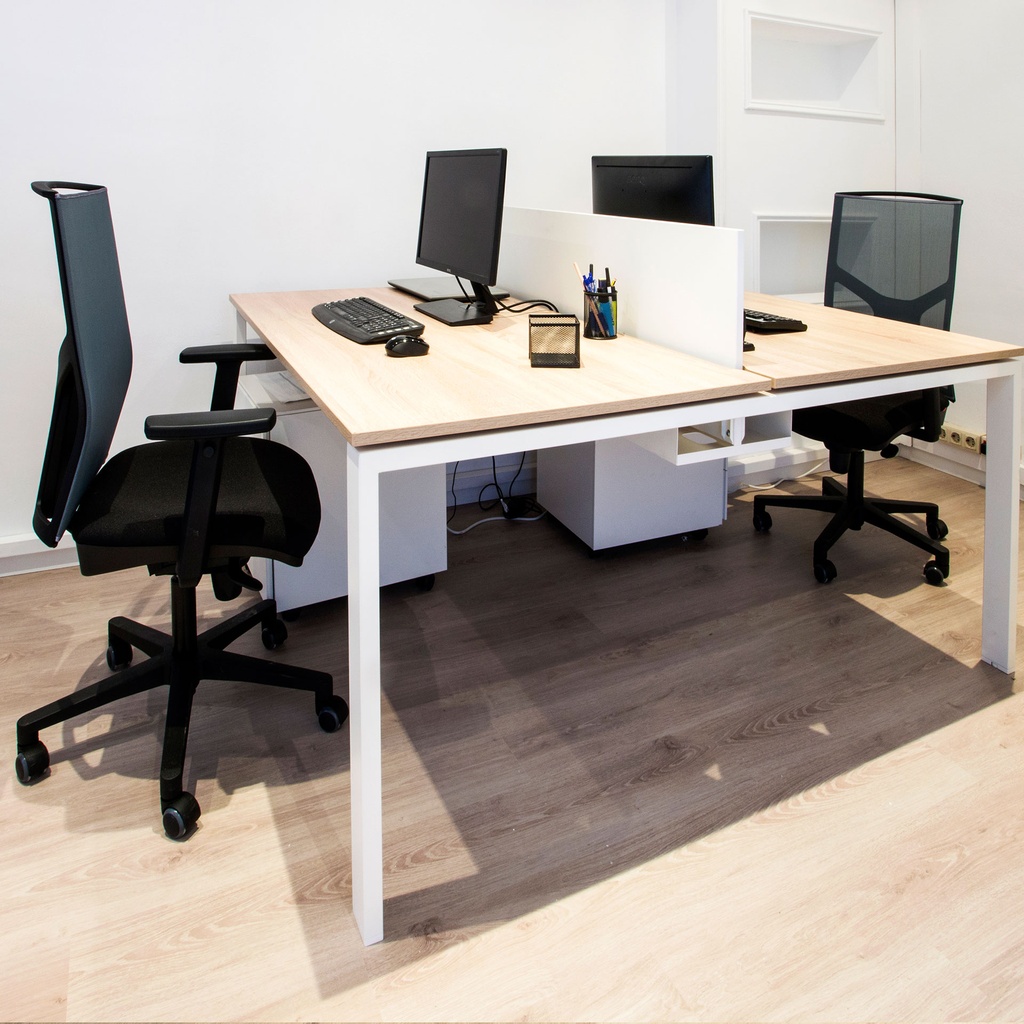 Silla Atika Express en puesto de trabajo doble