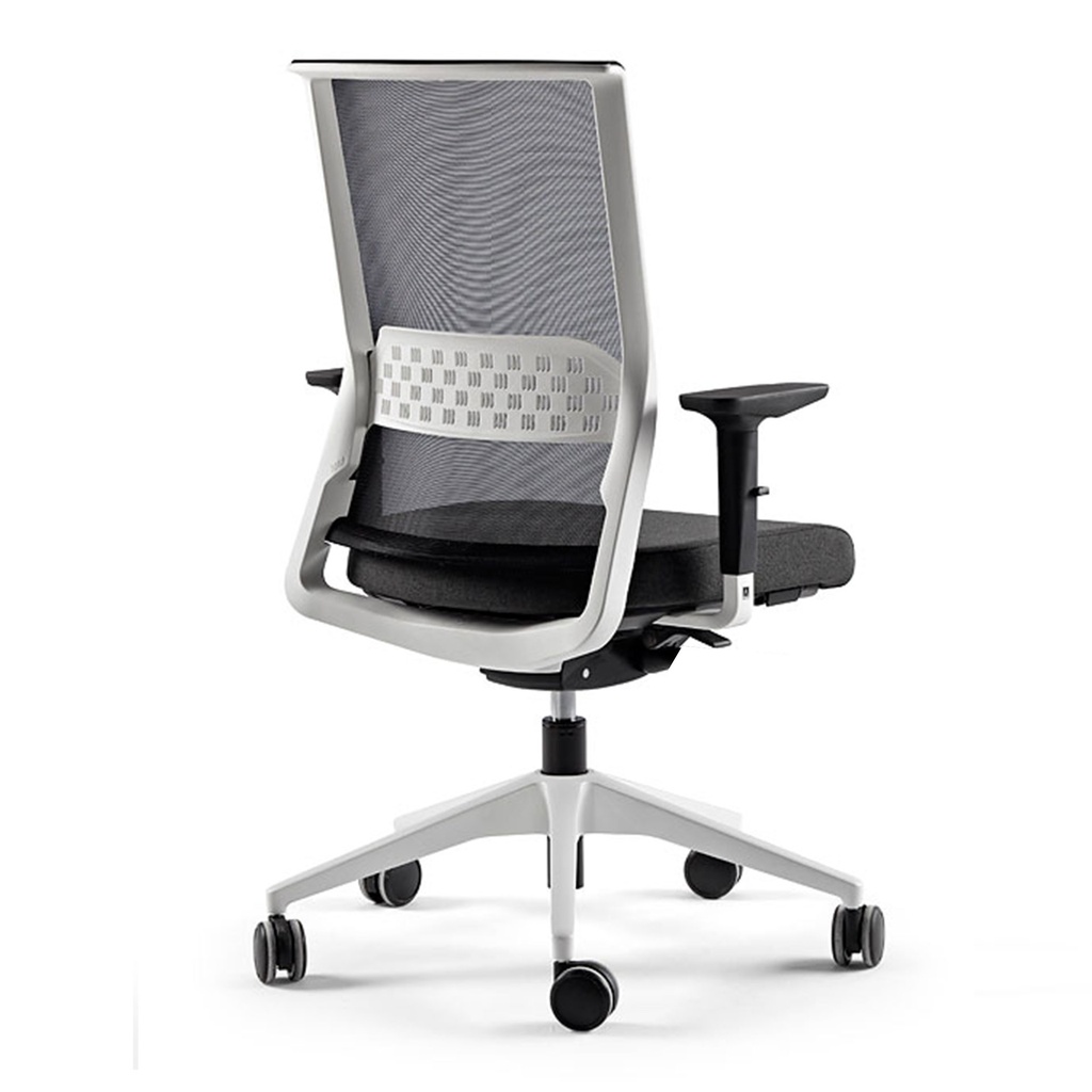 Silla Stay 30 malla Express con estructura blanca