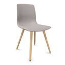 Silla Noom 50 con 4 patas de madera personalizada