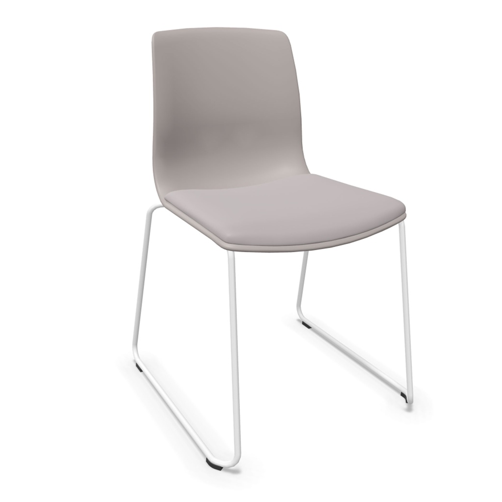 Silla Noom 50 con base patín y asiento acolchado